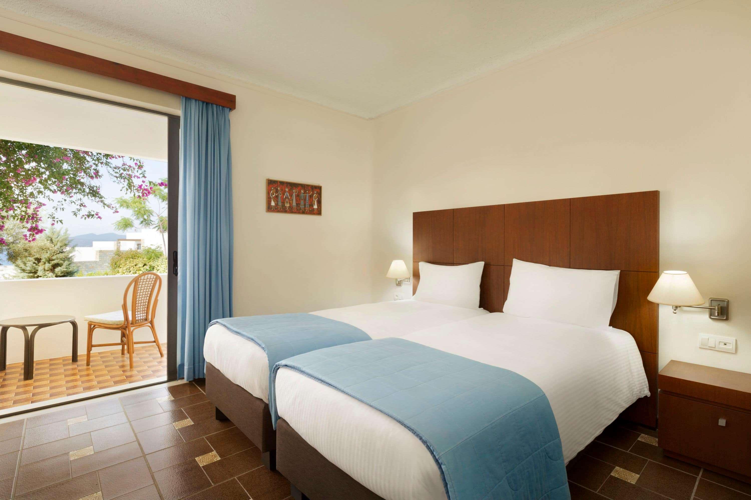 Ramada Loutraki Poseidon Resort 外观 照片