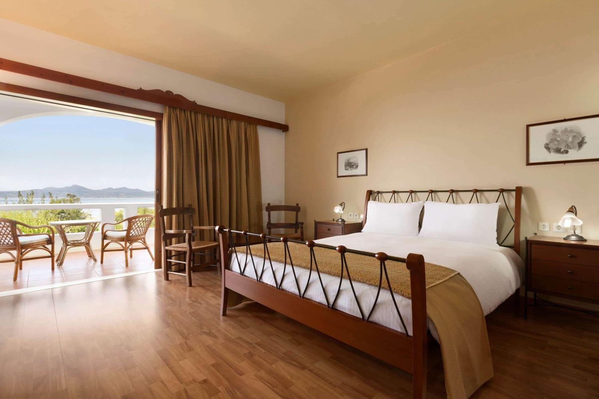 Ramada Loutraki Poseidon Resort 外观 照片