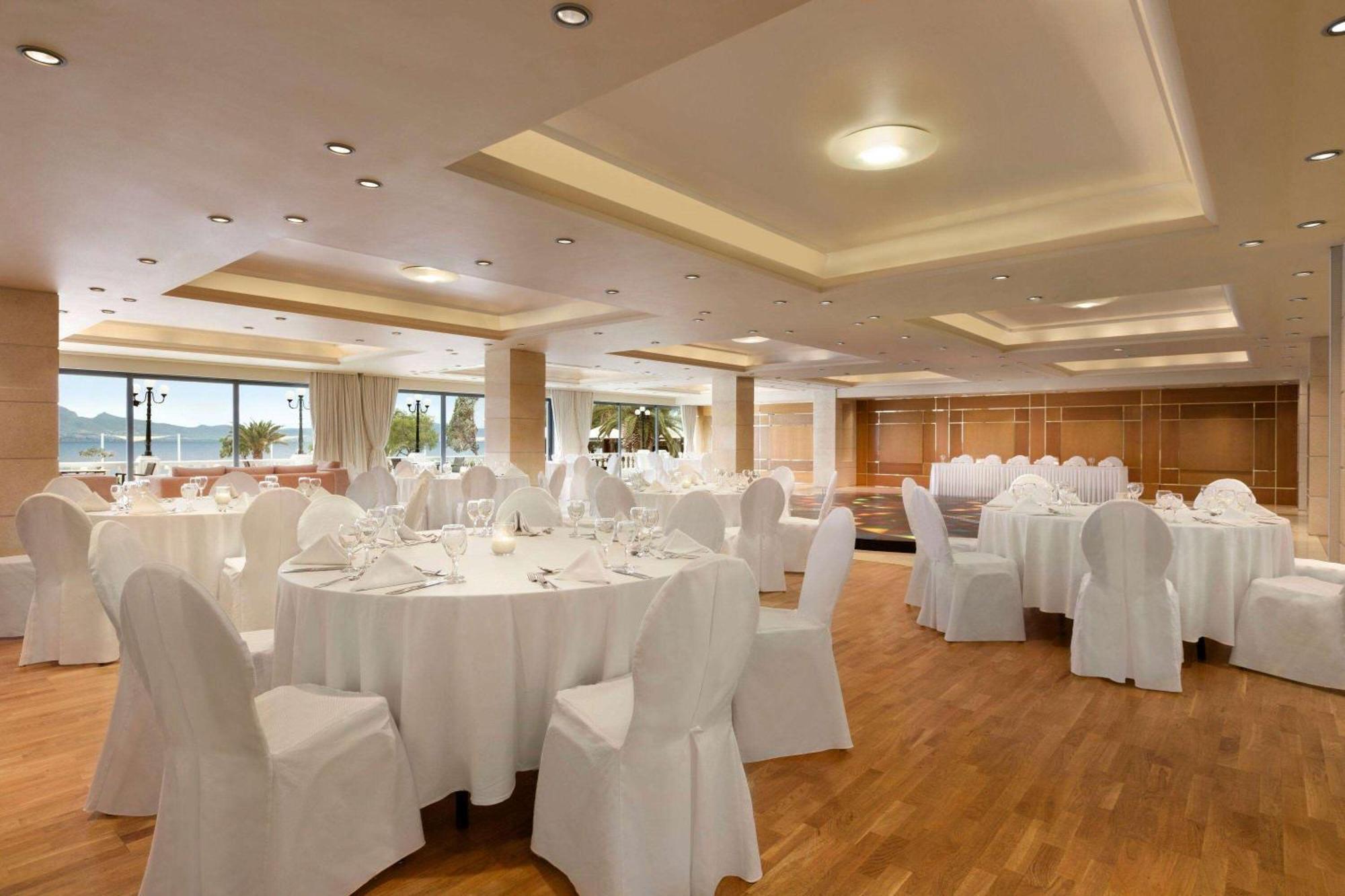 Ramada Loutraki Poseidon Resort 外观 照片