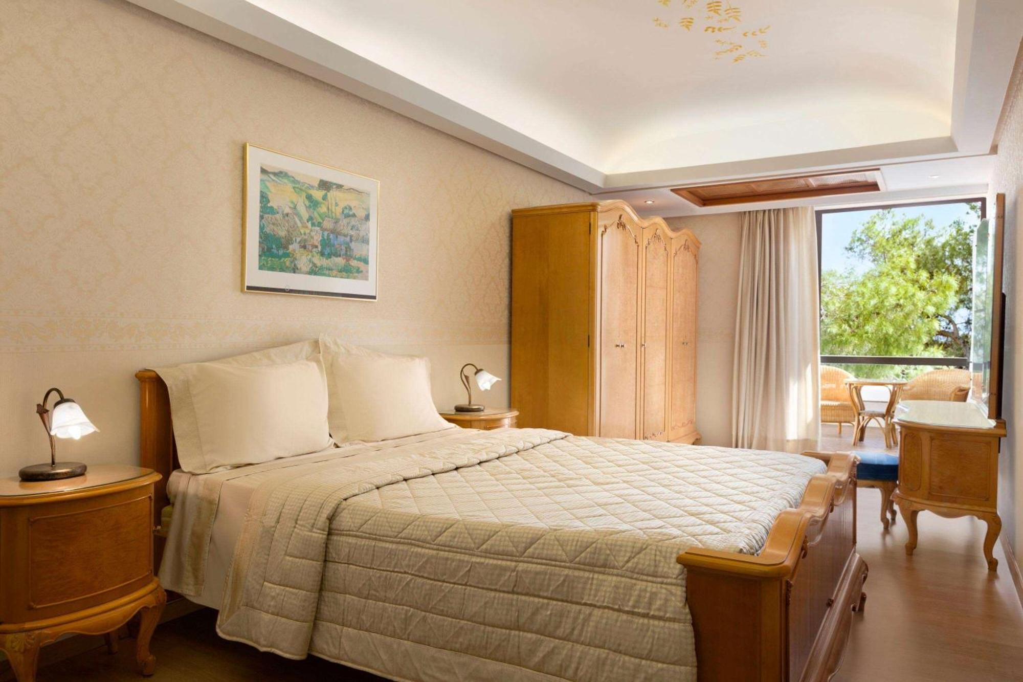 Ramada Loutraki Poseidon Resort 外观 照片