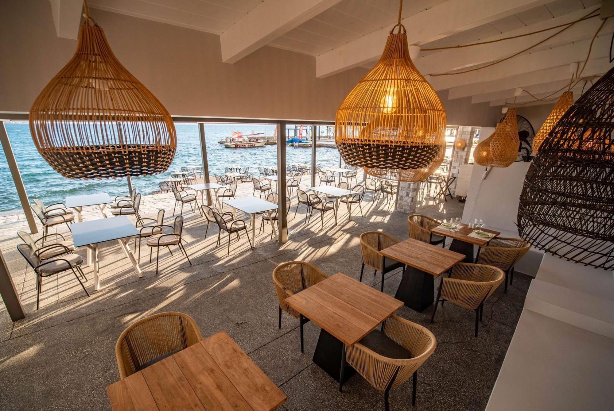 Ramada Loutraki Poseidon Resort 外观 照片