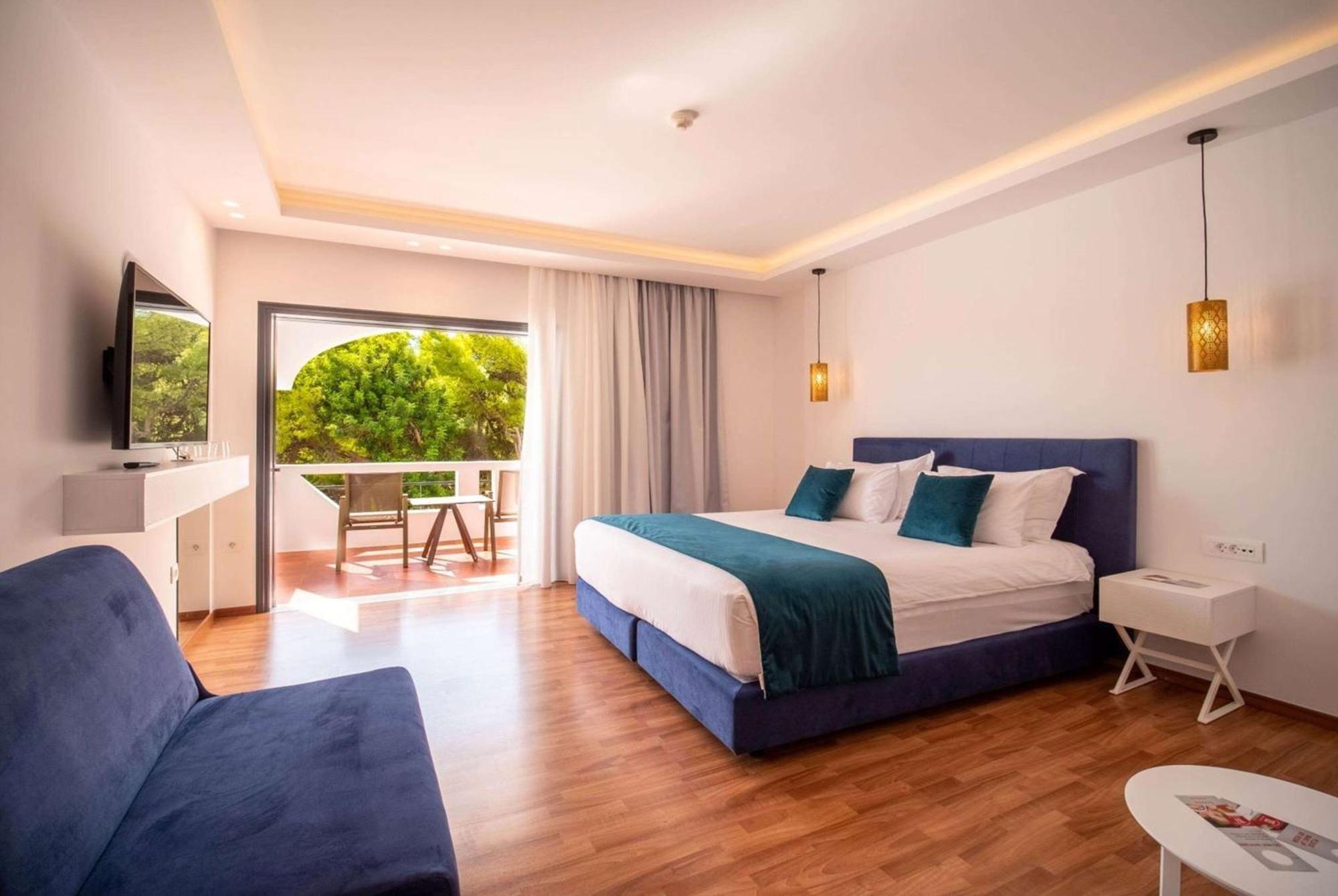 Ramada Loutraki Poseidon Resort 外观 照片