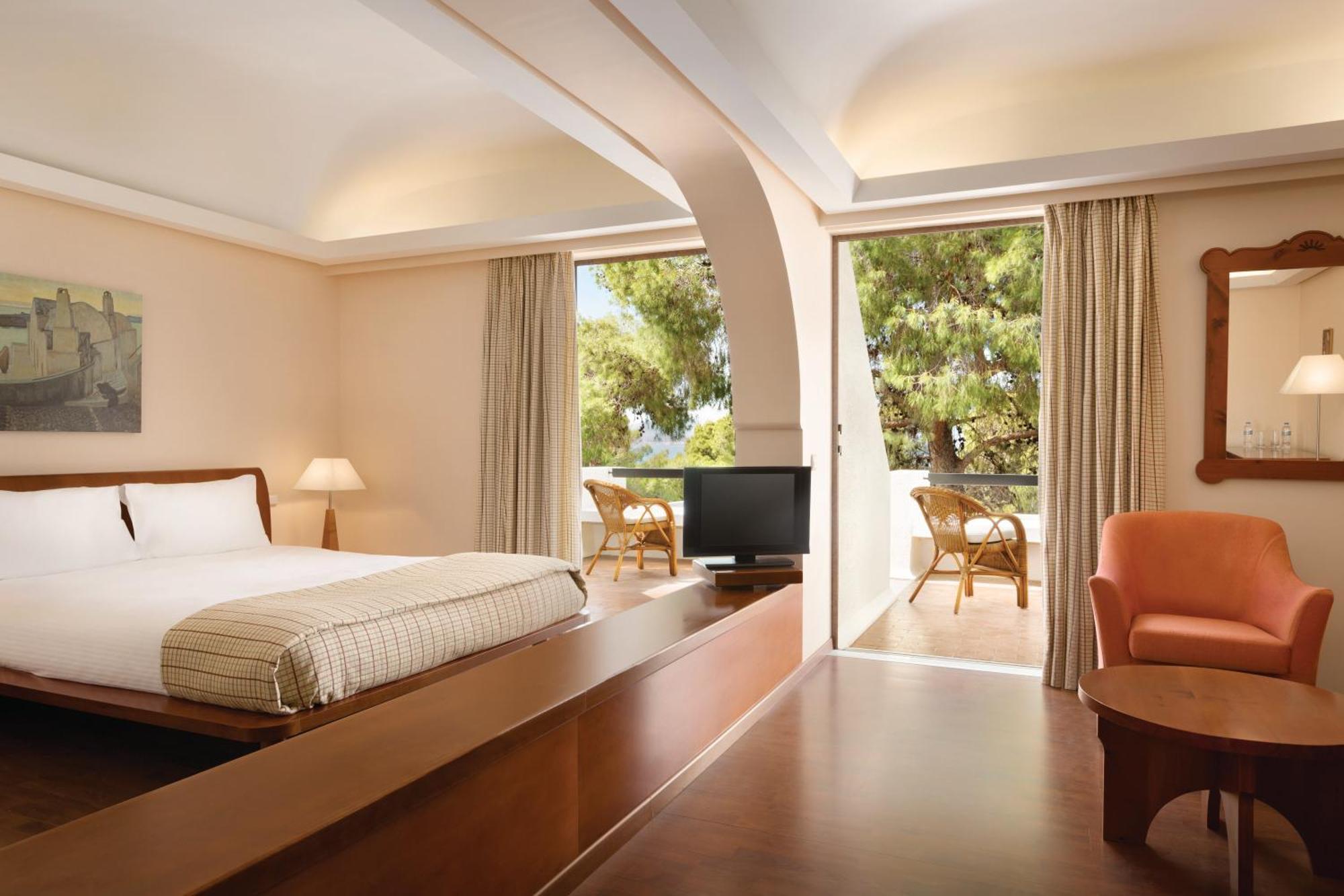Ramada Loutraki Poseidon Resort 外观 照片