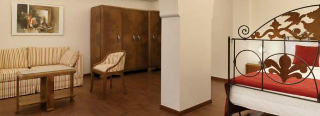 Ramada Loutraki Poseidon Resort 外观 照片