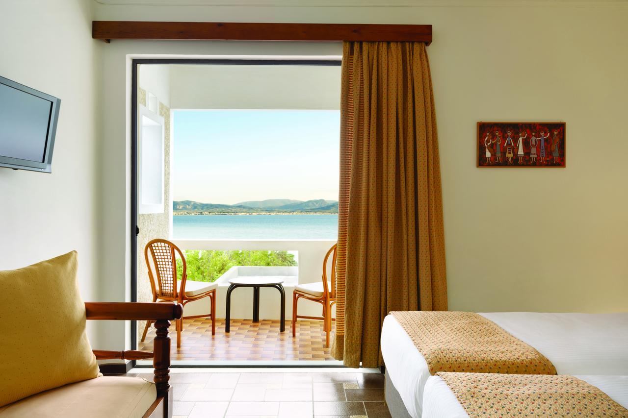Ramada Loutraki Poseidon Resort 外观 照片